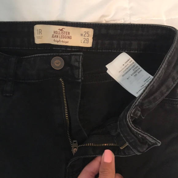 Black Jeans - Picture 4 of 4